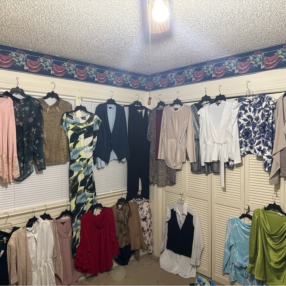 MACYS BELK WHOLESALE LIQUIDATION LOT DKNY CECE ALFANI MK CK ZARA NINE WEST